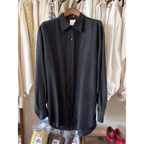 embroidery  silk shirt