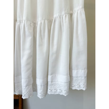 design midi skirt