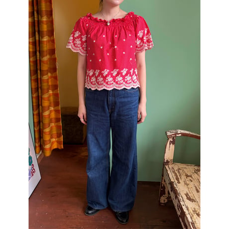 embroidery blouse