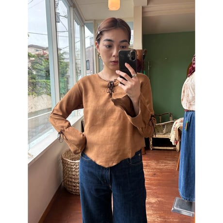 lace up suède tops