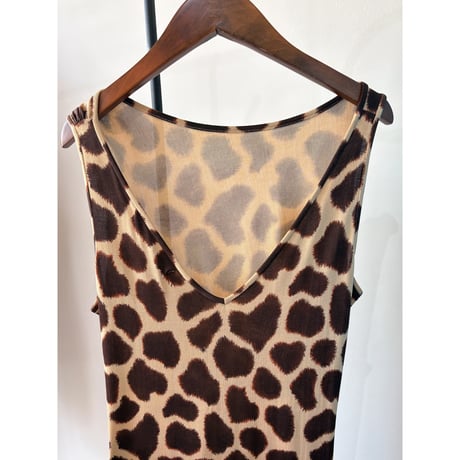 design sleeveless dress