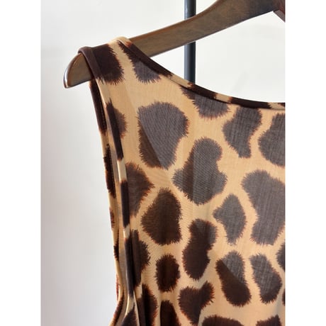 design sleeveless dress