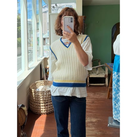 knit vest