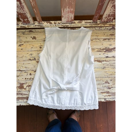 design sleeveless tops