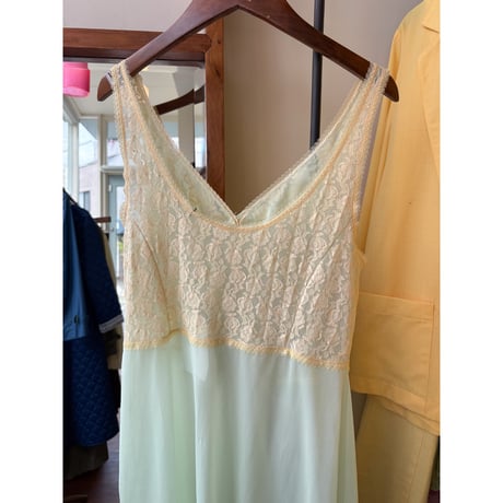 lace design dress