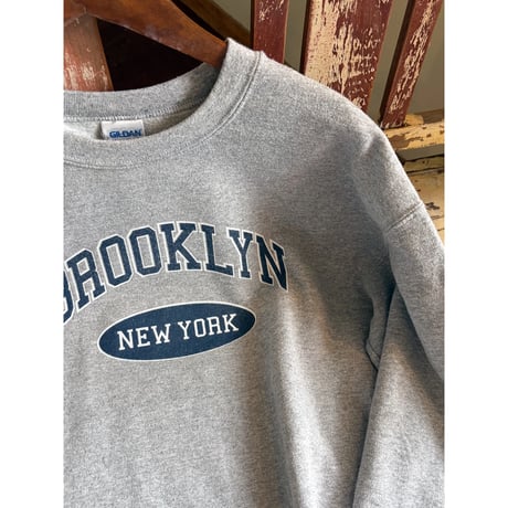 Brooklyn print sweat