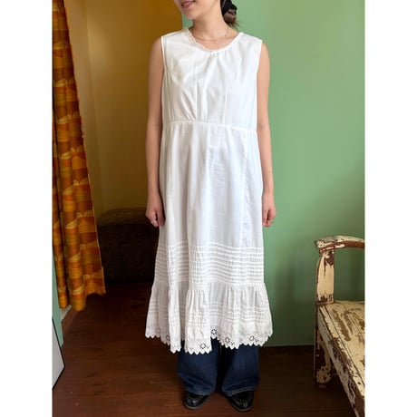 sleeve less cotton dress