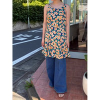 made in California sunflower design midi dress ⚪️