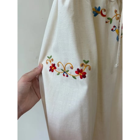 embroidery blouse