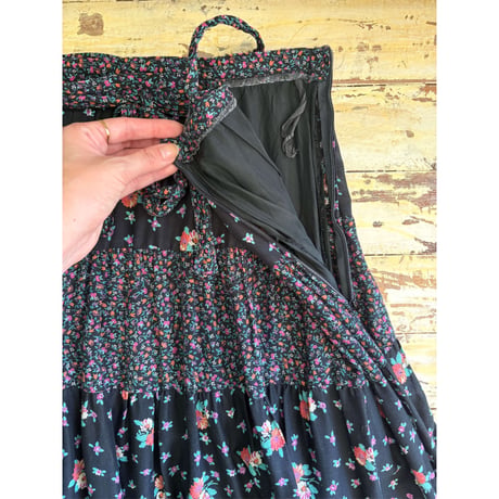 floral midi skirt