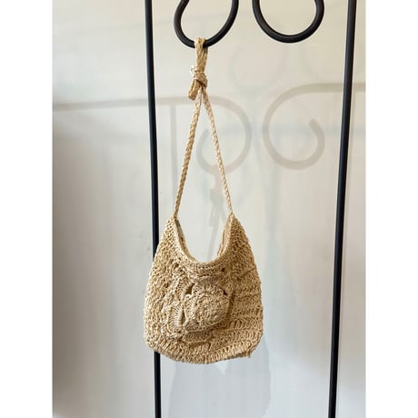 straw shoulder bag