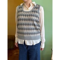design  knit vest