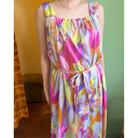 paint design dress