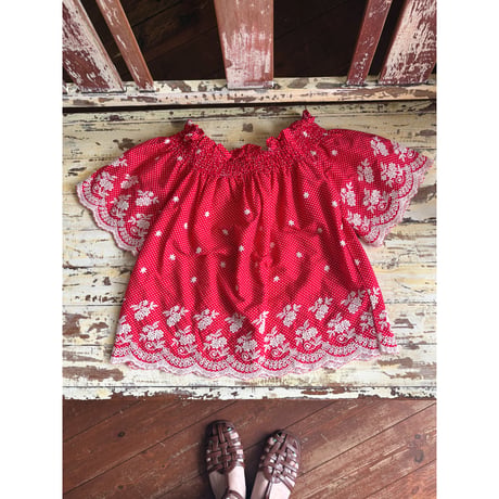 embroidery blouse