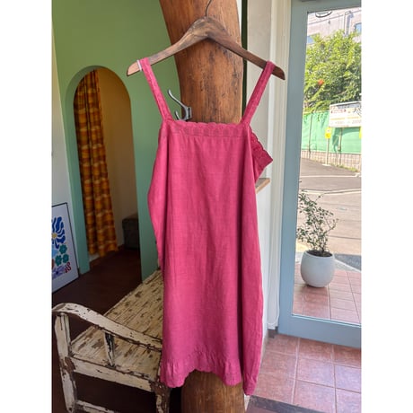 raspberry lace midi dress