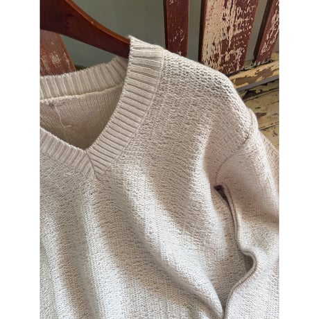 v neck sweater