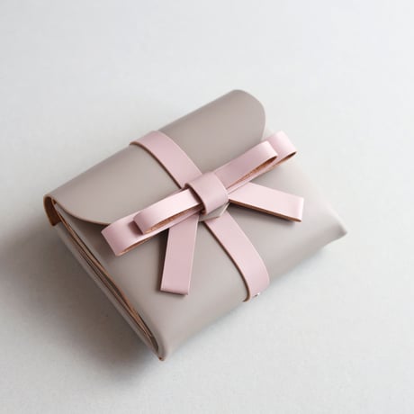 [sou series]  リボン ショートウォレット グレージュxピンク/ ribbon short wallet #greige x pink