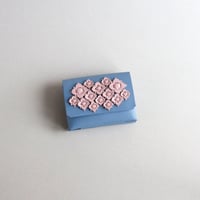 [花圃] フラワー ミニウォレット グレイブルーxピンク / [flower garden] flower mini wallet #grayblue x pink