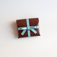 [sou series]  リボン ショートウォレット ブラウンxスモーキーミント/ ribbon short wallet # brown x smoky mint