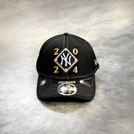 USA買付 NY 2024 Postseason 9FORTY Stretch-Snap Cap – Black / Gold　NEWERA-97