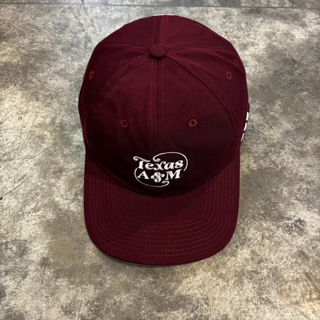 USA買付 TEXAS A&M AGGIES ADIDAS SEASONAL HALF FONT ADJUSTABLE CAP – MAROON　US-91
