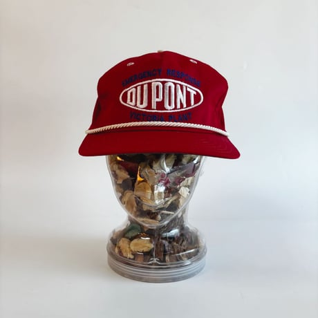 USA買付　VINTAGE DUPONT EMERGENCY RESPONSE VICTORIA PLANT CAP – RED　GV-29