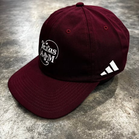USA買付 TEXAS A&M AGGIES ADIDAS SEASONAL HALF FONT ADJUSTABLE CAP – MAROON　US-91