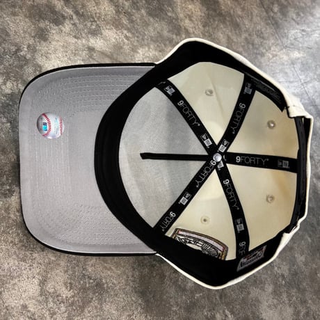 USA買付 New York Mets Rose Embroidery 1969 World Series 9FORTY A-Frame – Ivory / Black NEWERA-104