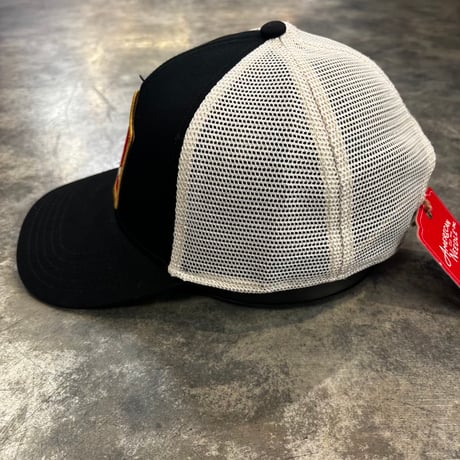 USA買付　AMERICAN NEEDLE Old Milwaukee Beer Mesh  Cap – Black/White　AN-29