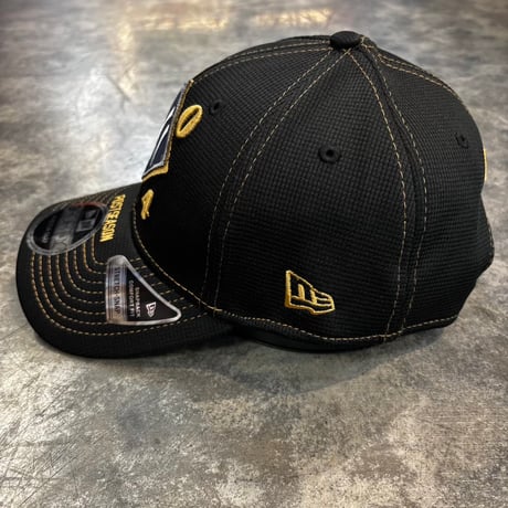 USA買付 NY 2024 Postseason 9FORTY Stretch-Snap Cap – Black / Gold　NEWERA-97