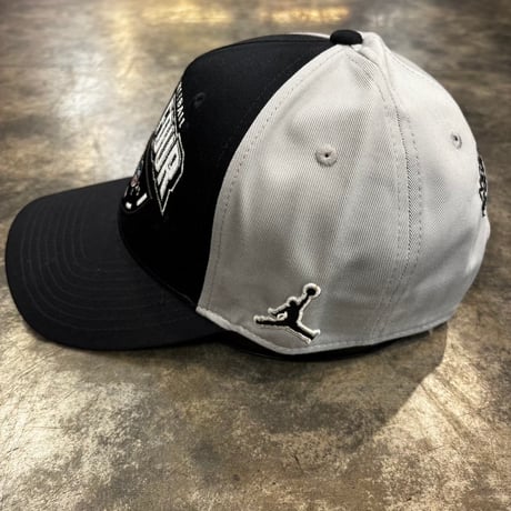 USA買付 JORDAN FLORIDA GATORS 2025 NCAA MEN'S FINAL FOUR SNAPBACK CAP BLACK / GRAY　 N-218