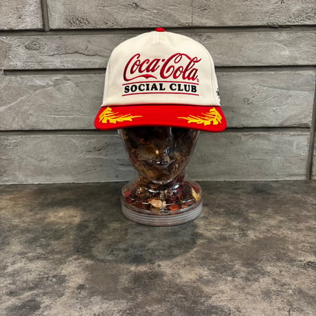 AMERICAN NEEDLE CLUB CAPTAIN – COCA-COLA SOCIAL CLUB CAP / IVORY × RED　AN-37