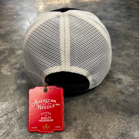 USA買付　AMERICAN NEEDLE Old Milwaukee Beer Mesh  Cap – Black/White　AN-29
