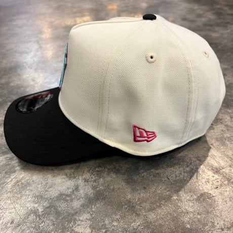 USA買付NEW ERA 9FORTY A-FRAME NEW YORK YANKEES YANKEE STADIUM 75TH CAP IVORY　NEWERA-114