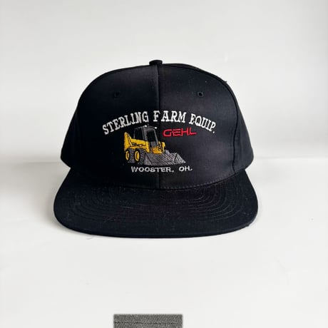 USA買付　VINTAGE STERLING FARM EQUIPMENT × GEHL EQUIPMENT SNAPBACK CAP – BLACK  GV-12