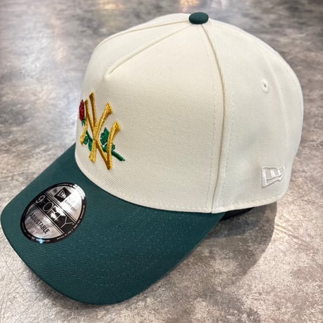 USA買付 NY Gold Rose Embroidery 9FORTY A-Frame Snapback – Ivory / Dark Green　NEWERA-105