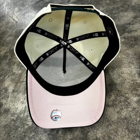 USA買付 NY Gold Rose Embroidery 9FORTY A-Frame Snapback – Ivory / Dark Green　NEWERA-105