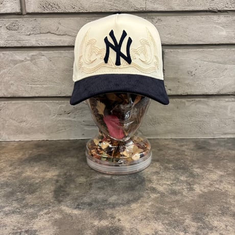 USA買付　NEW ERA 9FORTY A-FRAME NY YANKEES WESTERN STITCH CORDUROY CAP　NEWERA-115