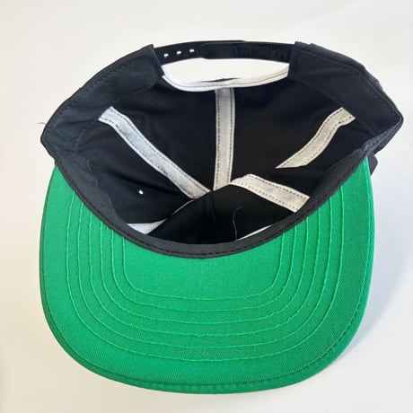 MARCH MADNESS MULTI SPONSOR PATCH SNAPBACK CAP / BLACK × GREEN  GV-38
