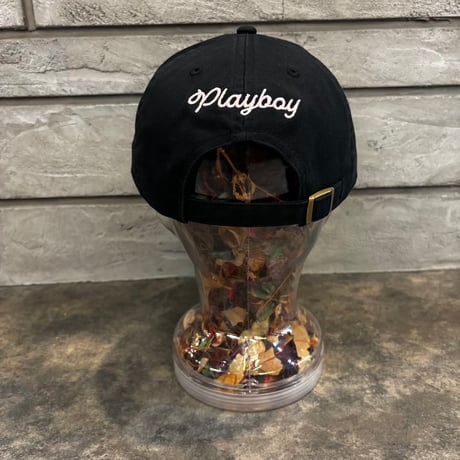USA買付　PLAYBOY Laurel Bunny Low Profile Cap　 US-84