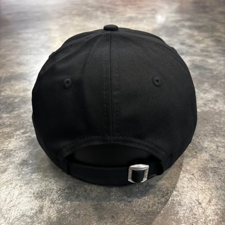 USA買付　NEW ERA Beetlejuice 9FORTY Adjustable Cap – Black　NEWERA-96