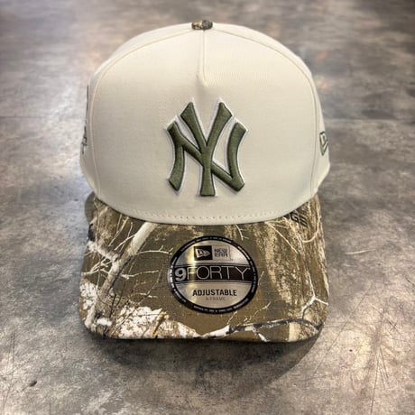 USA買付 NEW ERA 9FORTY A-FRAME NEW YORK YANKEES REALTREE CAMO CAP IVORY / OLIVE　NEWERA-113