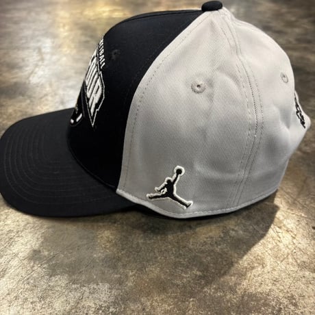 USA買付 JORDAN UCLA BRUINS 2025 NCAA WOMEN'S FINAL FOUR SNAPBACK CAP BLACK / GRAY　 N-217