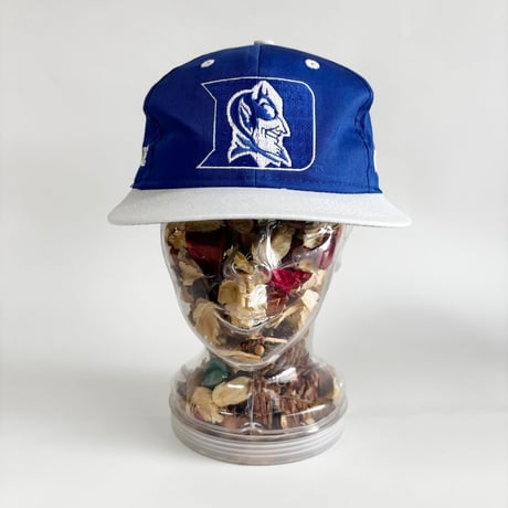 USA買付　DUKE BLUE DEVILS Multi Logo Vintage Snapback Cap｜Official Collegiate　GV-07