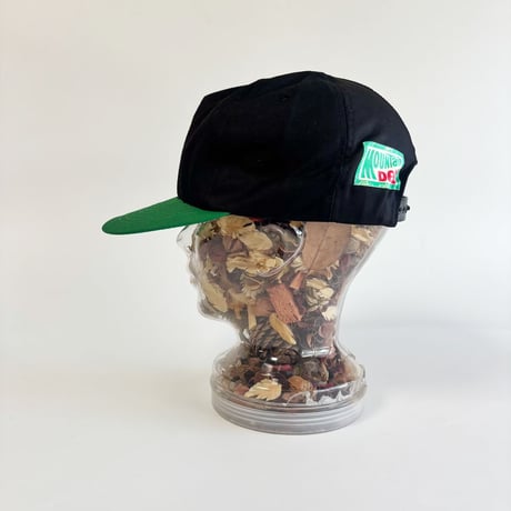 MARCH MADNESS MULTI SPONSOR PATCH SNAPBACK CAP / BLACK × GREEN  GV-38