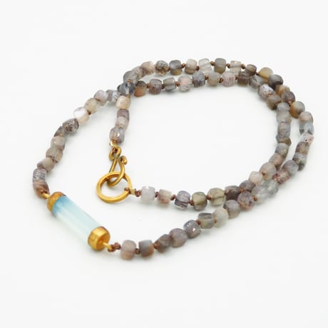 necklace/S26-A1-0041