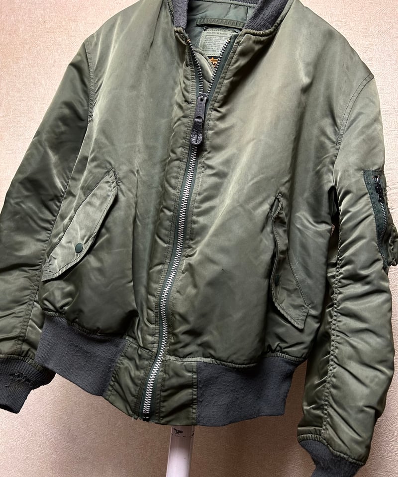 U.S.A.製最終期ALPHA MA-1ジャケット〉 U.S.A.製最終期ALPHA Typ
