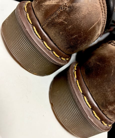 〈ヴィンテージイングランド製期ドクターマーチン〉オールドイングランド製期Dr.Martens 5EYELETレザーシューズ黄金サイズUK9ヴィンテージ年代ランク美品スペシャルプライス