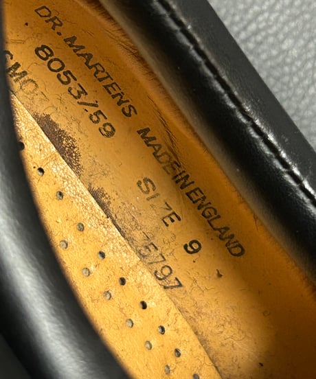 〈ヴィンテージイングランド製期ドクターマーチン〉オールドイングランド製期Dr.Martens 5EYELETレザーシューズ黄金サイズUK9ヴィンテージ年代ランク美品スペシャルプライス