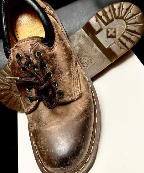 〈ヴィンテージイングランド製期ドクターマーチン〉オールドイングランド製期Dr.Martens 5EYELETレザーシューズ黄金サイズUK9ヴィンテージ年代ランク美品スペシャルプライス